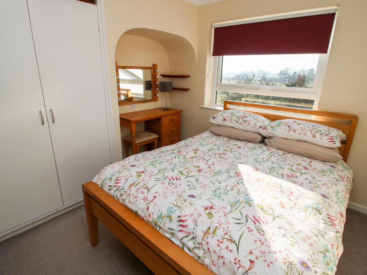 Bicton Lea Villa Acton  Dış mekan fotoğraf