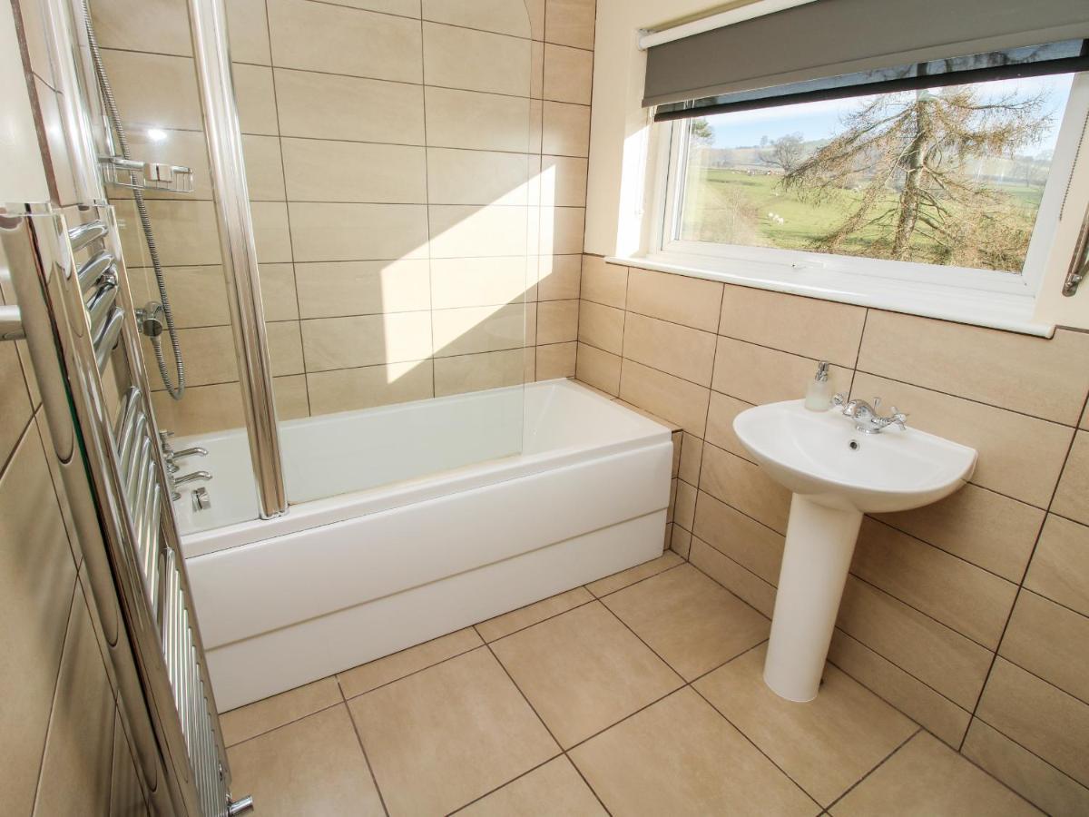 Bicton Lea Villa Acton  Dış mekan fotoğraf